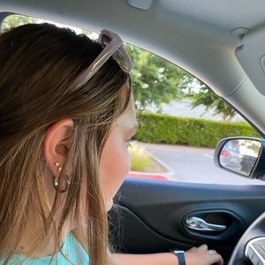 Meet your Posher, Christie